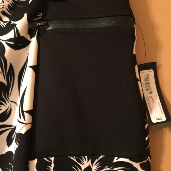 Zippered skirt - Picture 4 of 5